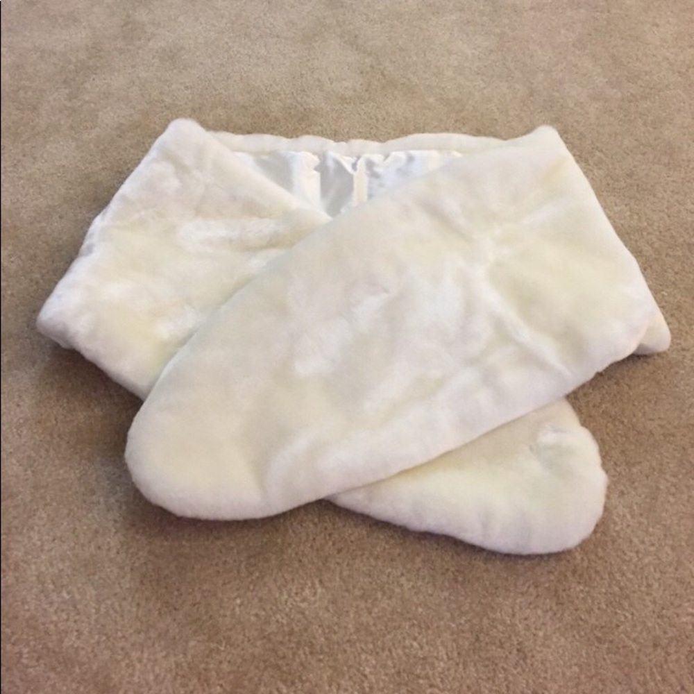Ivory Faux Fur Wrap